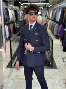 بدلة رسمية كلاسيكية بقصّة صف مزدوج من الأزرار (Double-Breasted Suit) / Navy - S